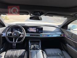 بي ام دبليو الفئة 7